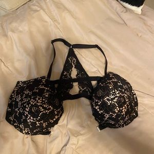 Victoria’s Secret push up front closure bra